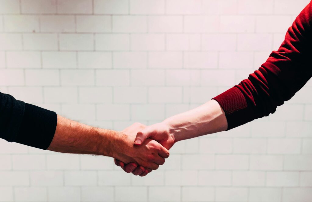 Building Trust with Testimonials and Reviews for Your Longfield Business Website